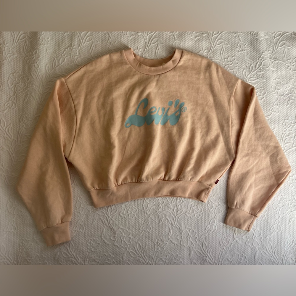Levi’s cropped sweatshirt peach pink gray script XS excellent!
